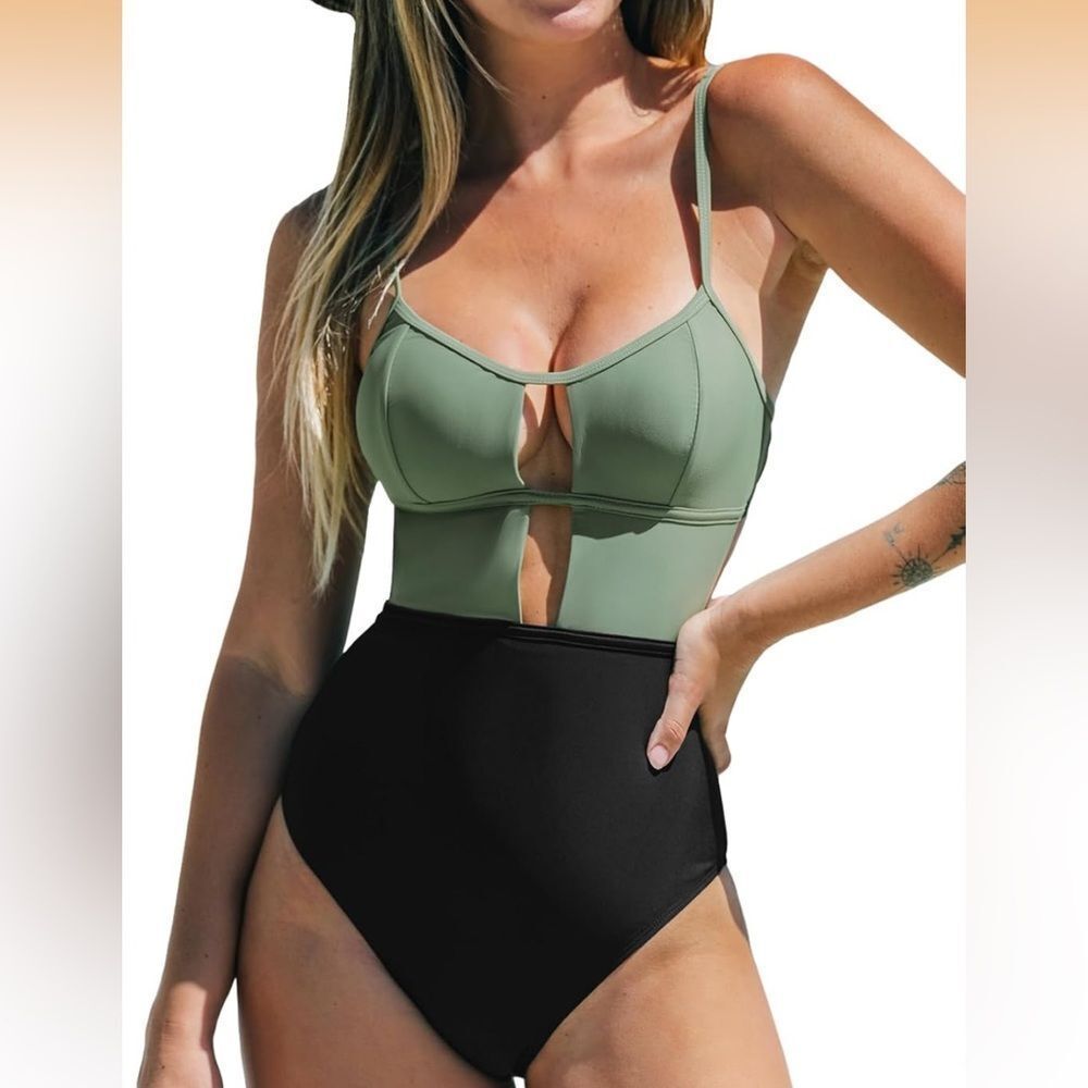 NWT med CUPSHE 1 PC Swimsuit Adjustable Straps Cutout Back Self Tie Bathing Suit